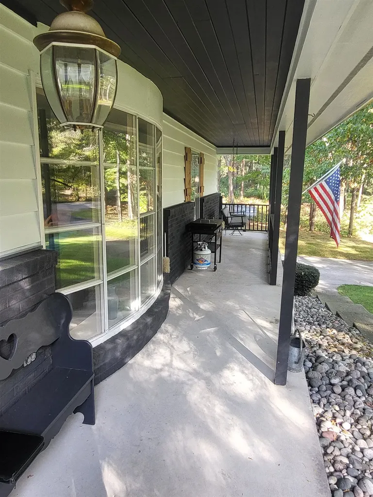 6753 Roanoak Drive Oscoda Charter Township MI 48750