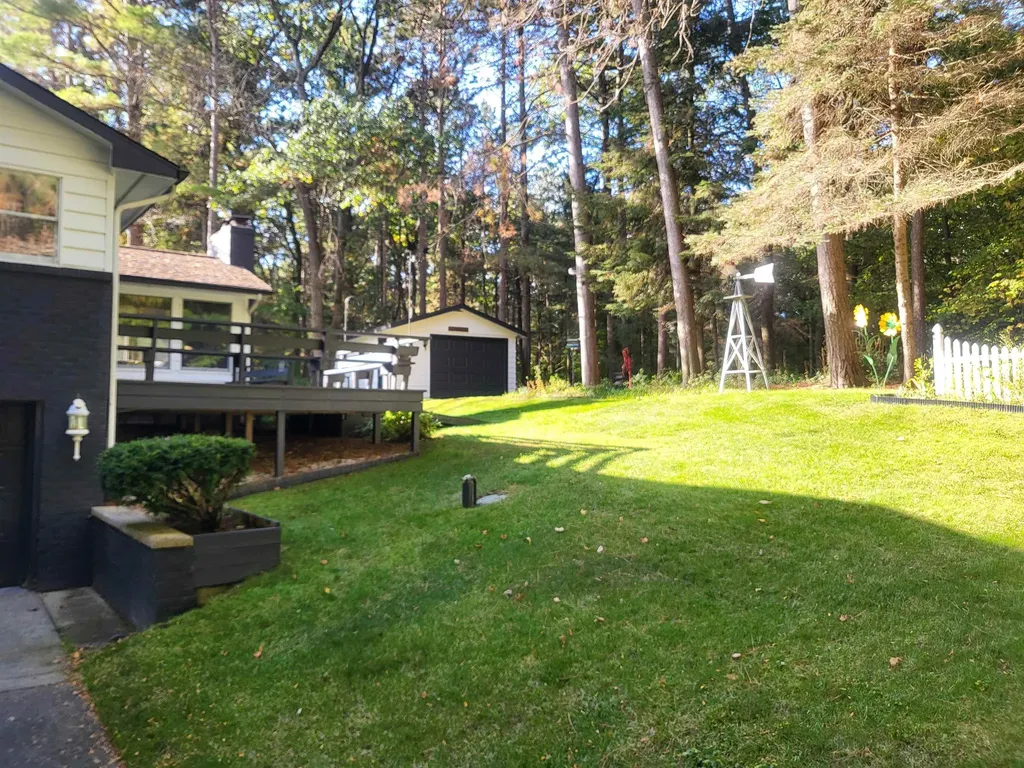 6753 Roanoak Drive Oscoda Charter Township MI 48750