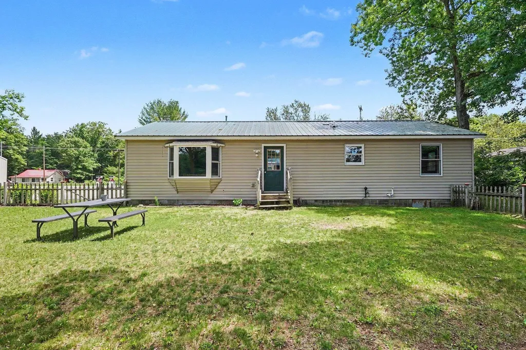 7065 Jose Lake Road Plainfield Township MI 48761