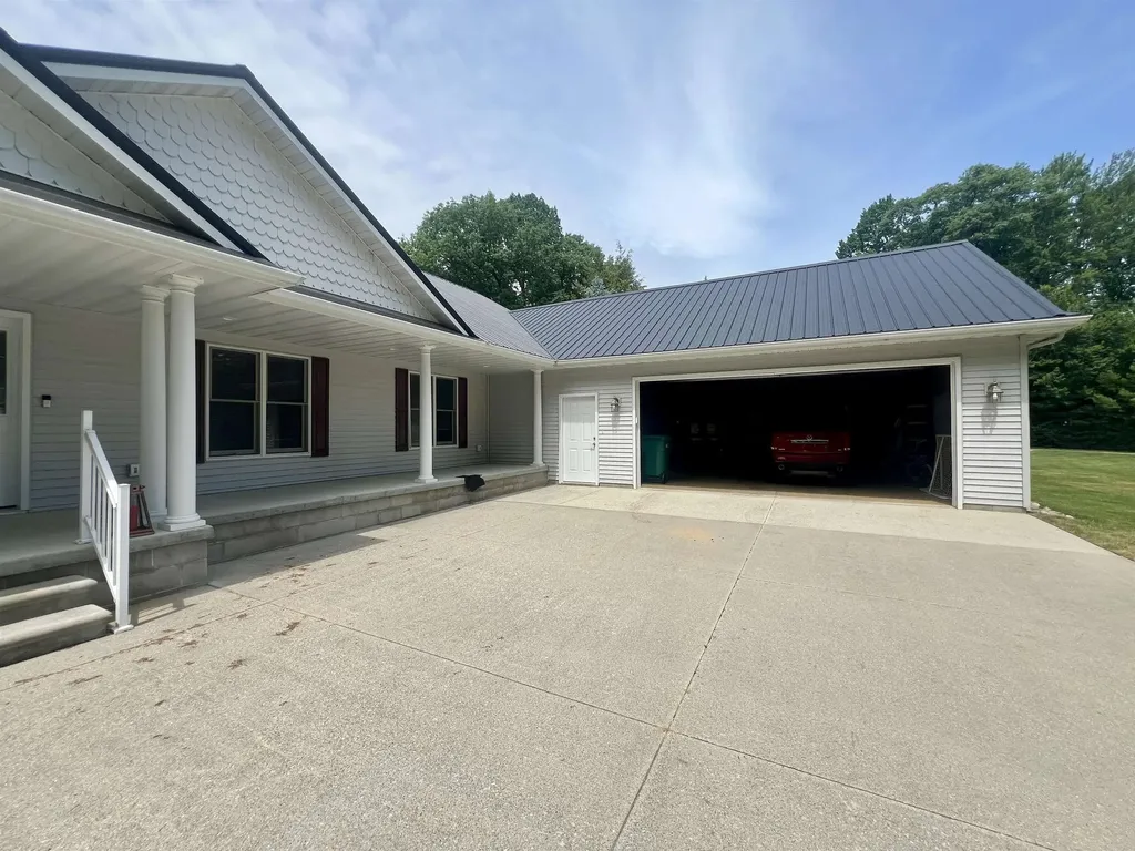131 Indian Oaks Trail Denton Township MI 48651