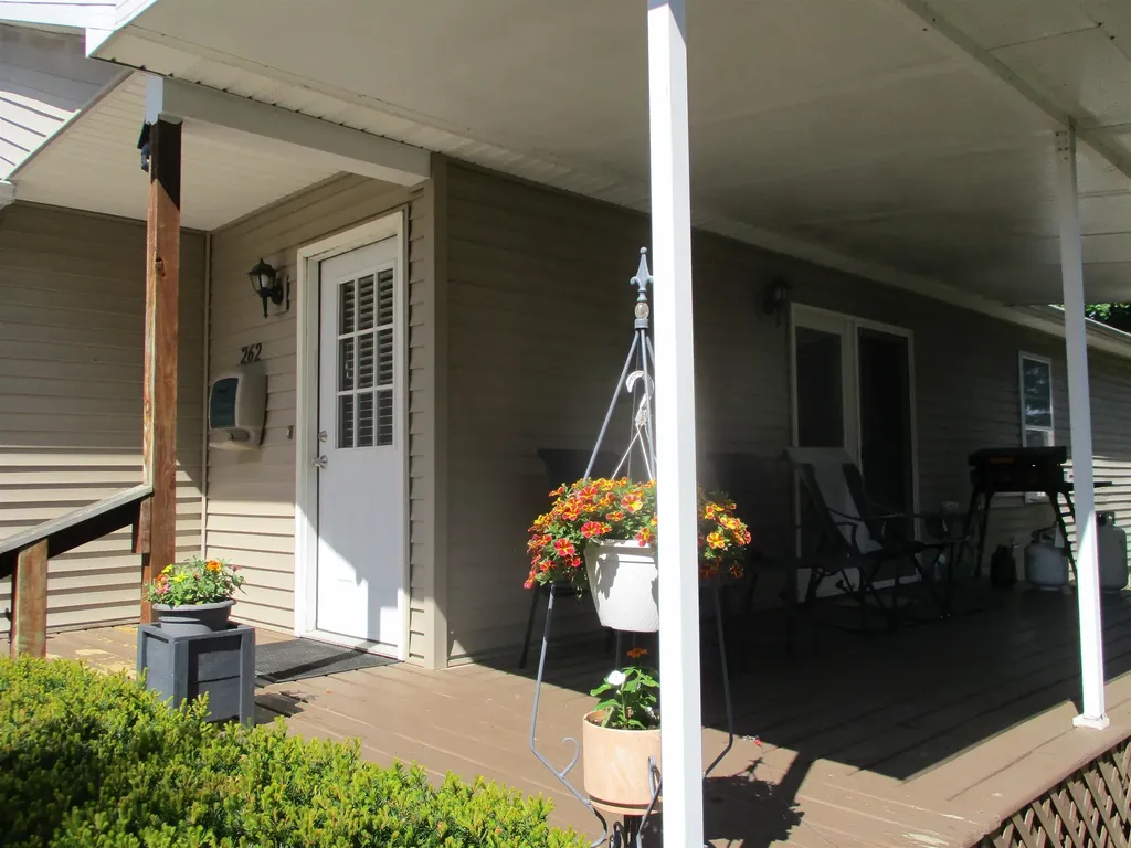 262 N Burgess Street West Branch Township MI 48661