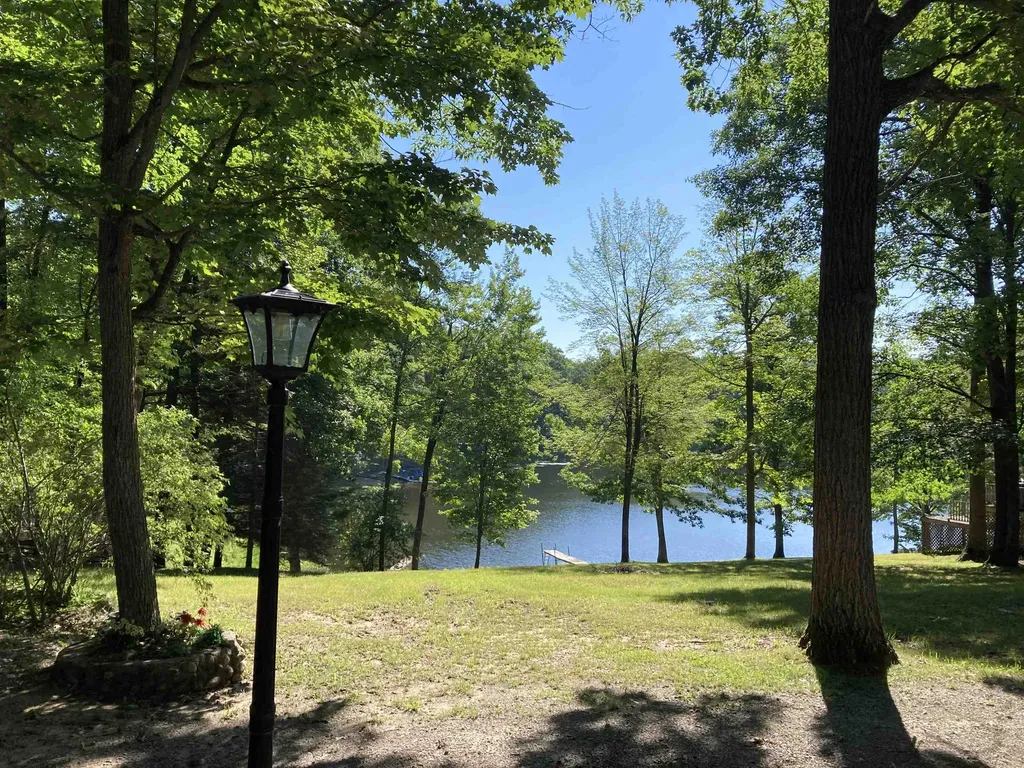 5808 Lakeview Drive Rose Township MI 48654
