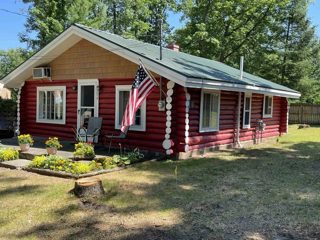 2374 Thompson Street Mills Township MI 48756