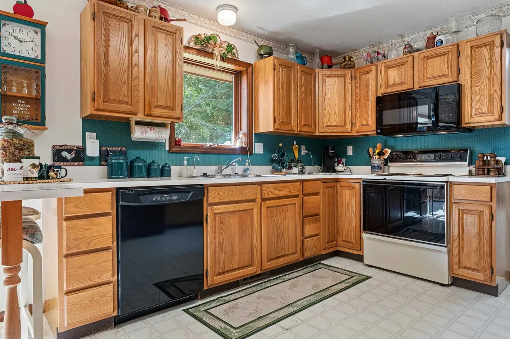 7398 Huntington Drive Oscoda Charter Township MI 48750