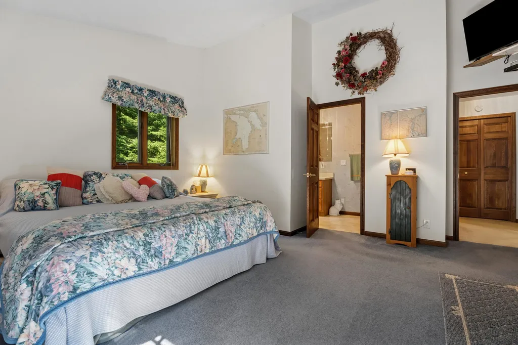 7398 Huntington Drive Oscoda Charter Township MI 48750