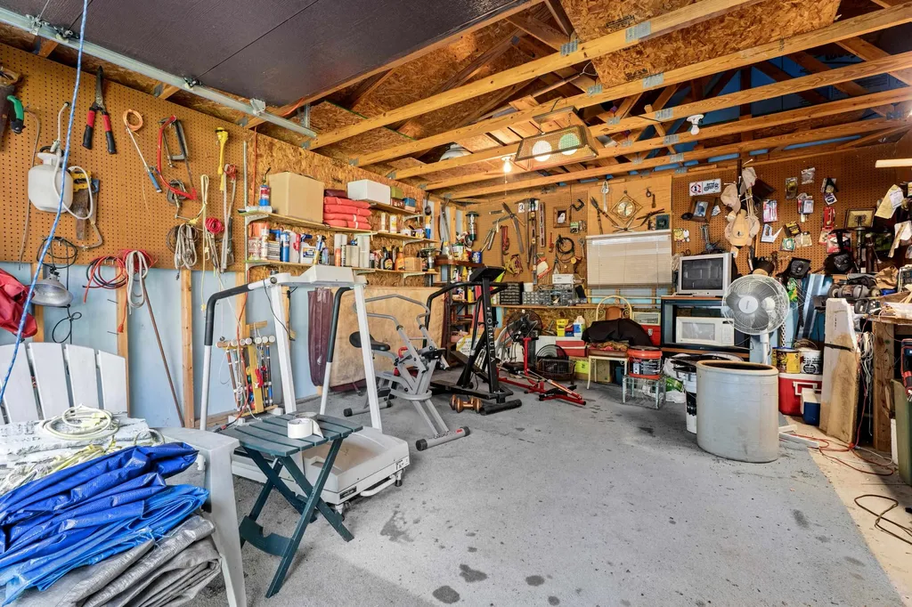 7398 Huntington Drive Oscoda Charter Township MI 48750
