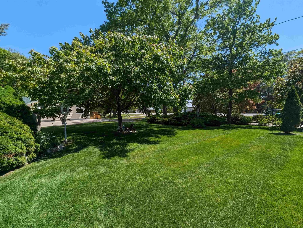 387 N Huron Whitney Township MI 48703