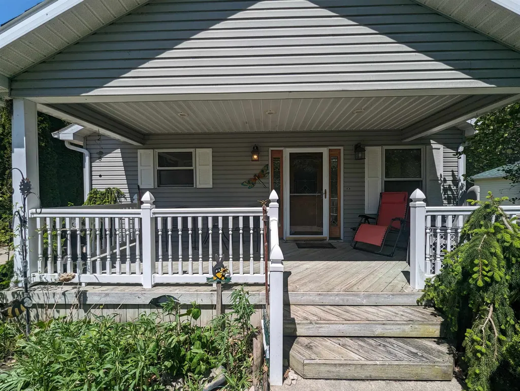 387 N Huron Whitney Township MI 48703