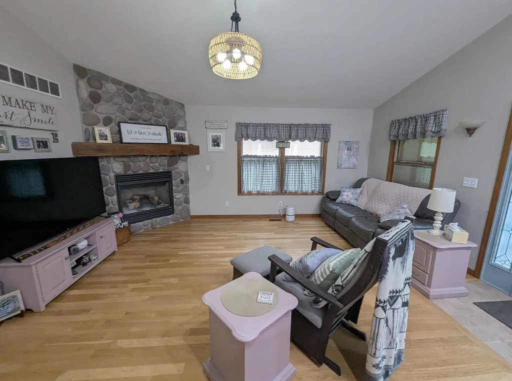 387 N Huron Whitney Township MI 48703