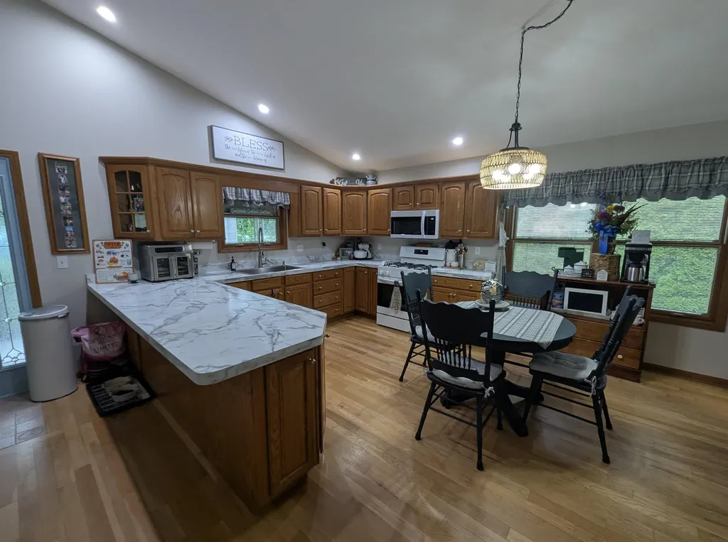 387 N Huron Whitney Township MI 48703
