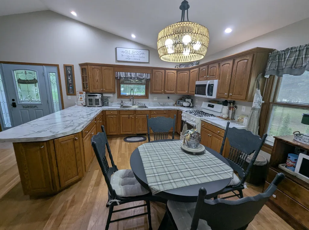 387 N Huron Whitney Township MI 48703