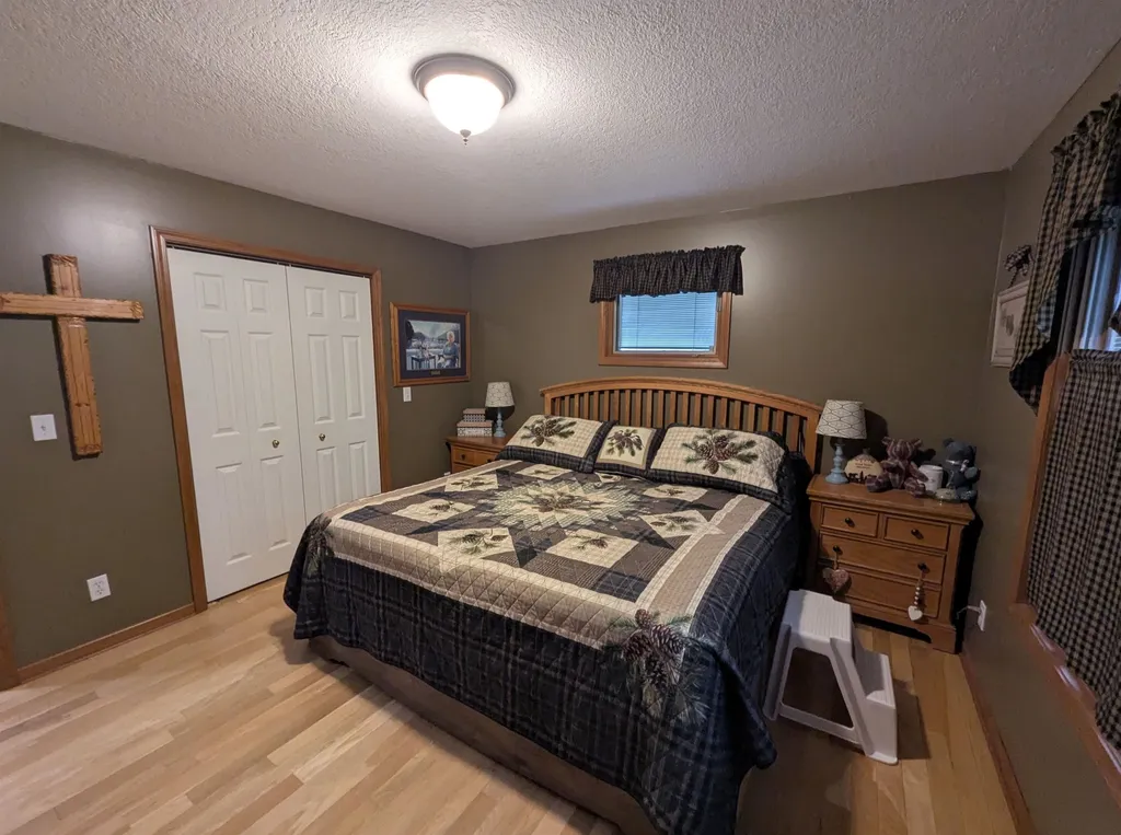 387 N Huron Whitney Township MI 48703