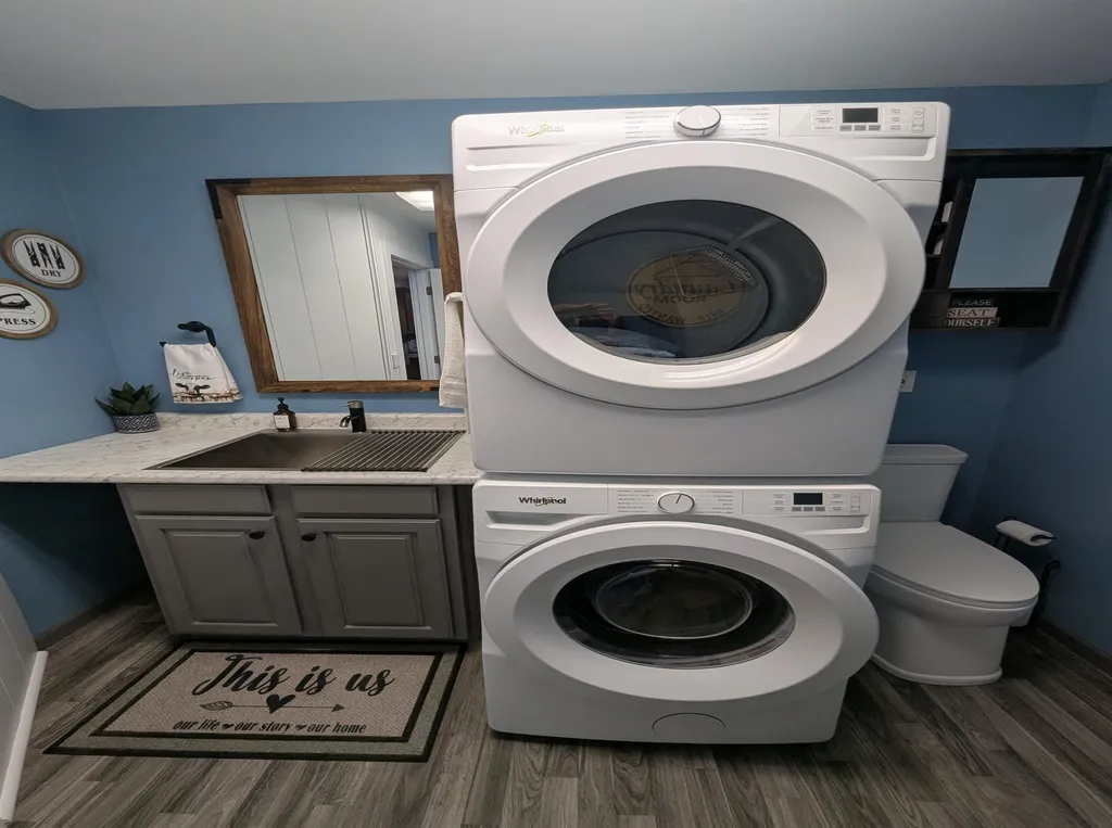 387 N Huron Whitney Township MI 48703