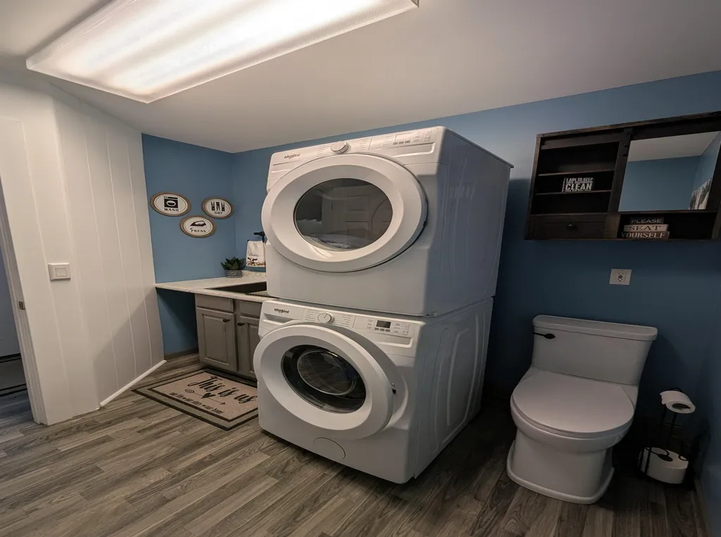387 N Huron Whitney Township MI 48703