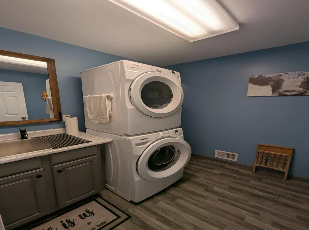 387 N Huron Whitney Township MI 48703