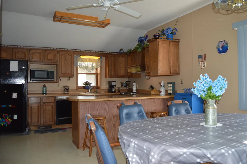 7310 W M-72, W Alcona Township MI 48728