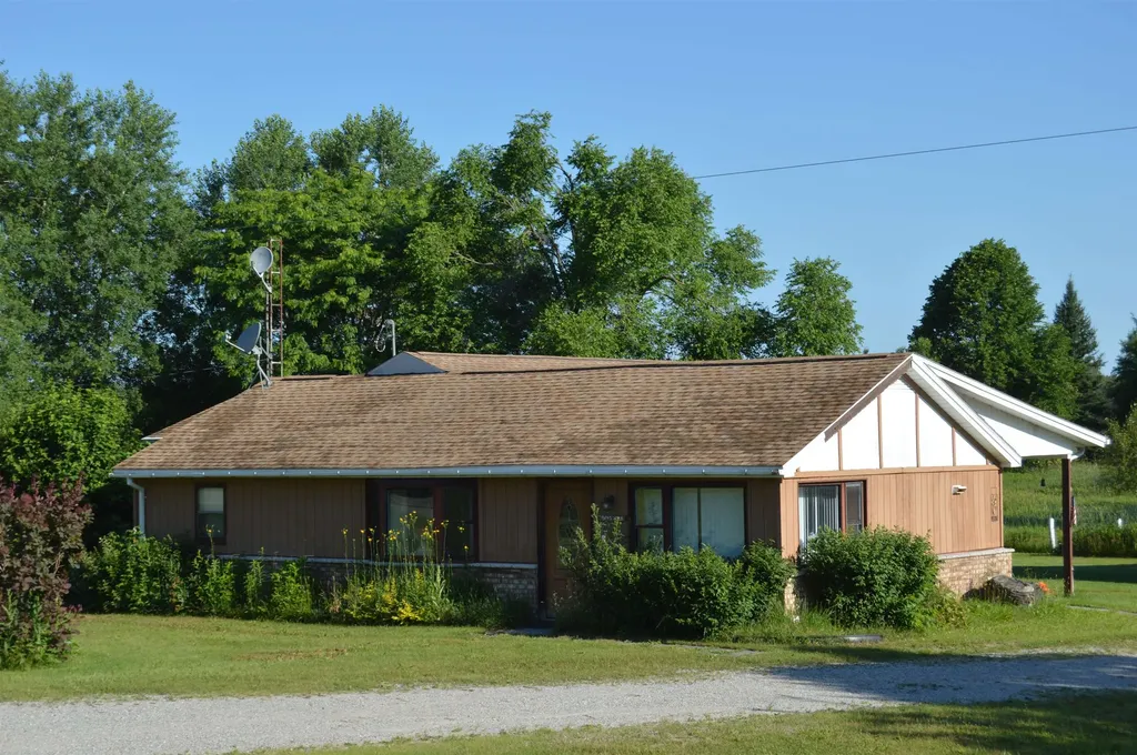 7310 W M-72, W Alcona Township MI 48728