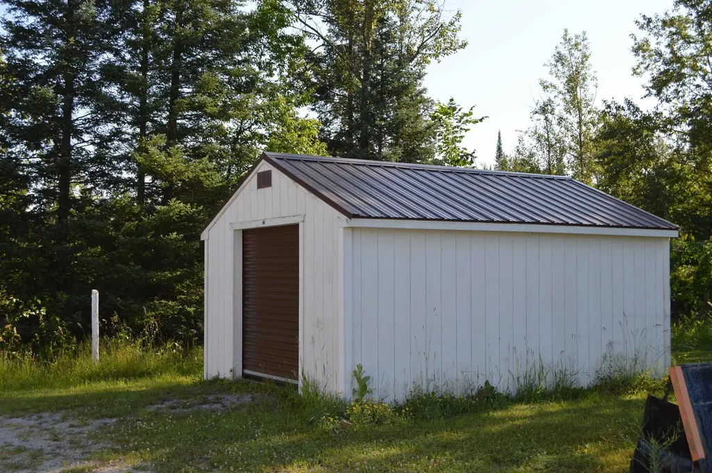 7310 W M-72, W Alcona Township MI 48728