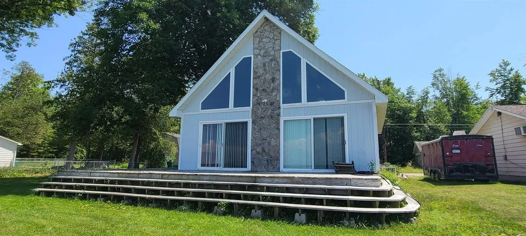 1035 Cranberry Pike Baldwin Township MI 48730