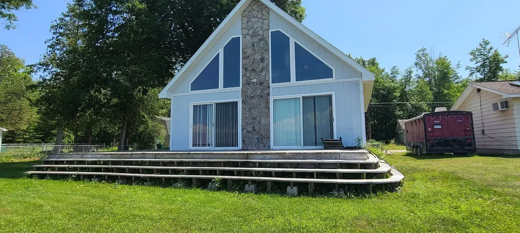 1035 Cranberry Pike Baldwin Township MI 48730