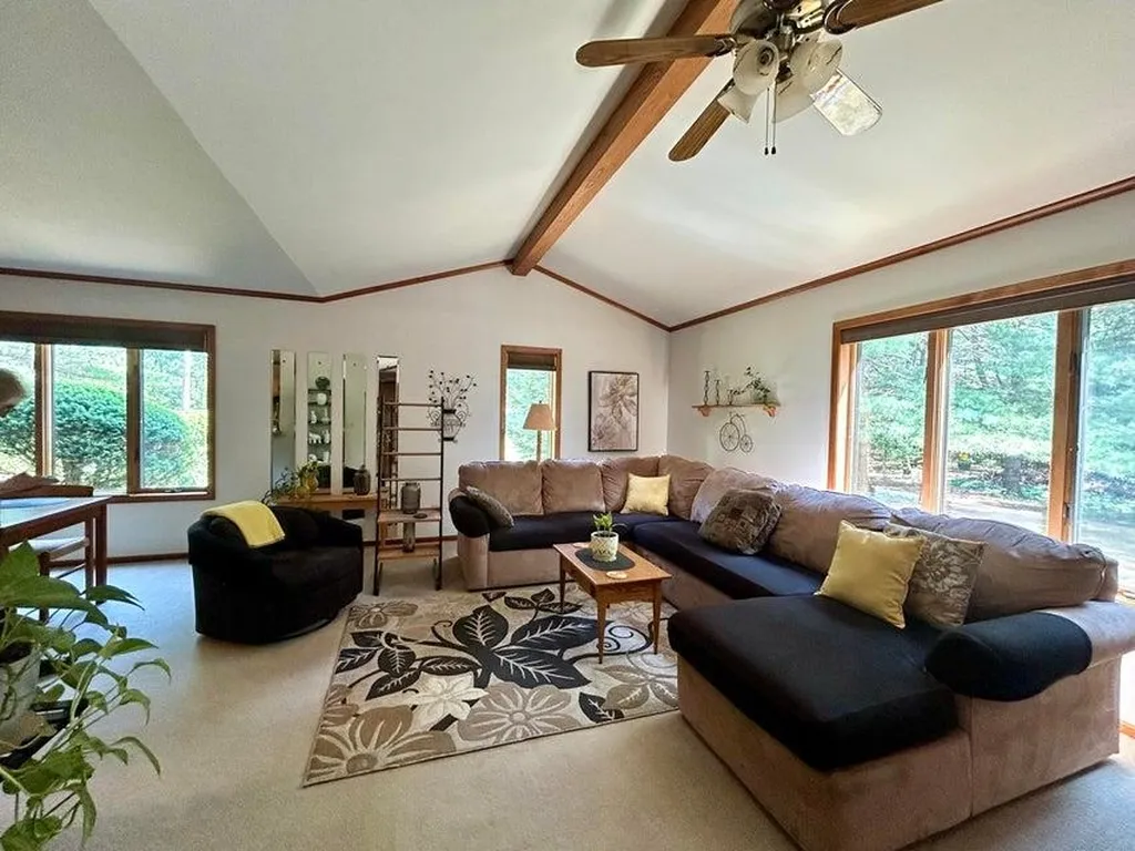 3557 W Pinewood Drive Gerrish Township MI 48653
