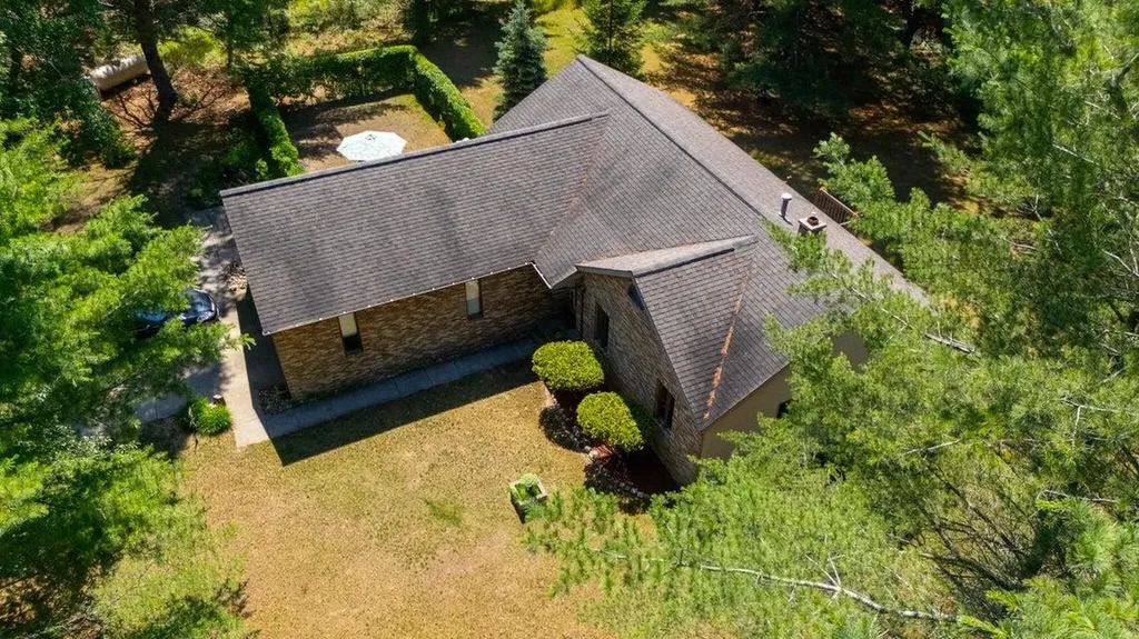 3557 W Pinewood Drive Gerrish Township MI 48653