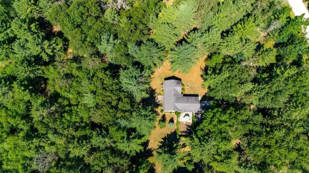 3557 W Pinewood Drive Gerrish Township MI 48653