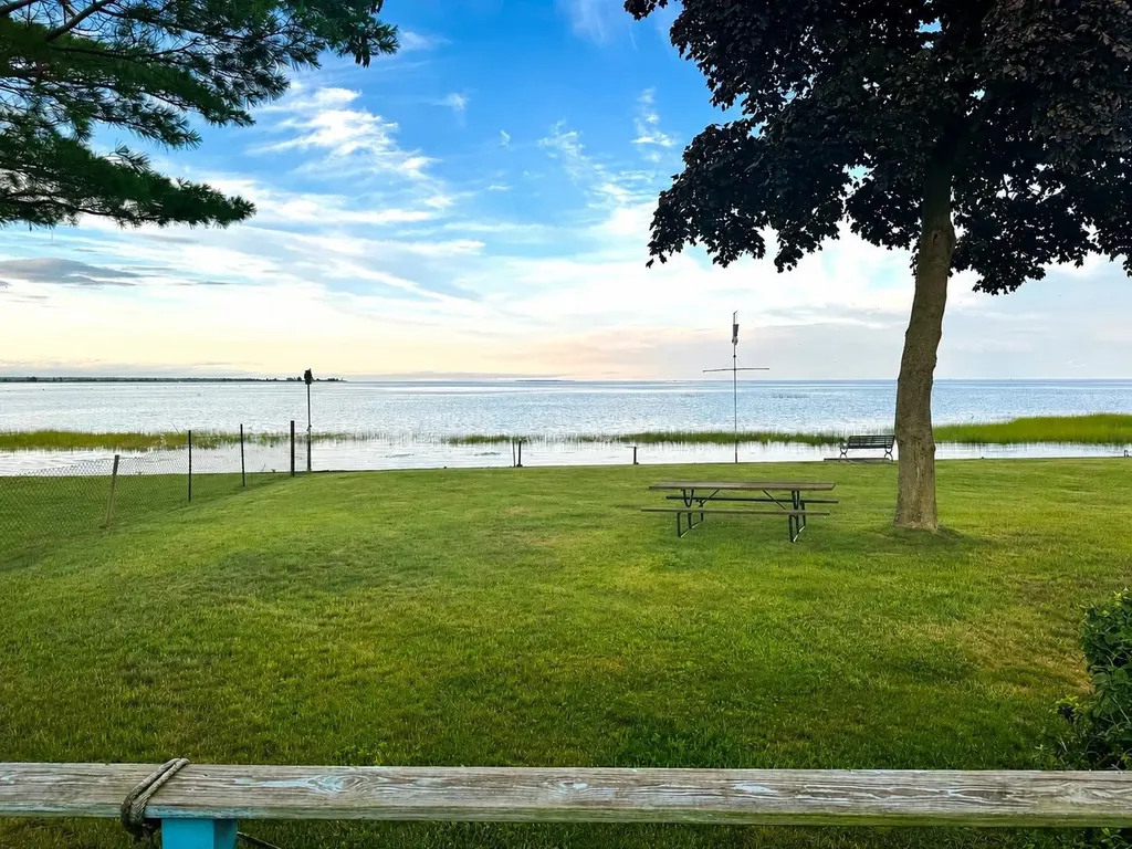 2383 Green Drive Au Gres Township MI 48703