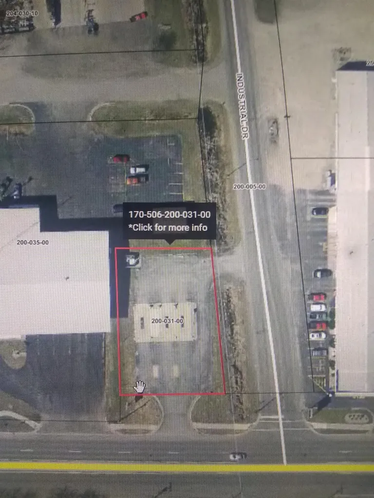 711 E Cedar Gladwin Township MI 48624