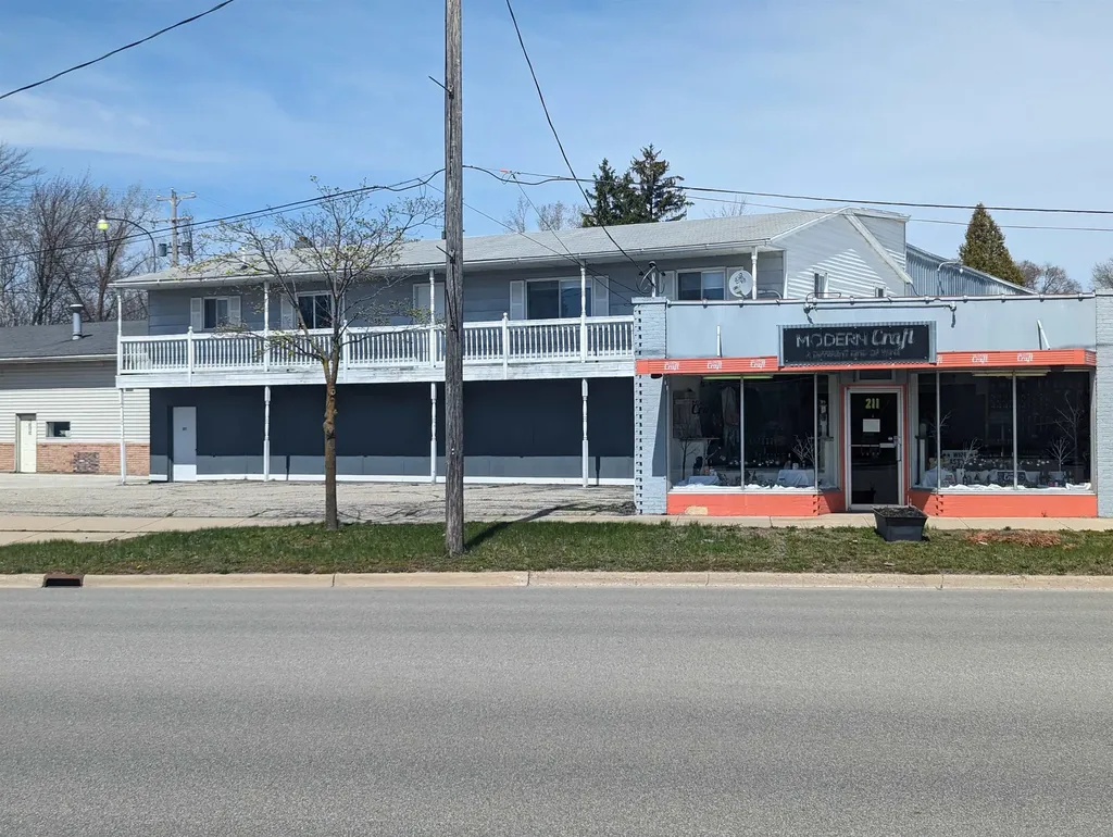 211 E Huron Road Au Gres Township MI 48703