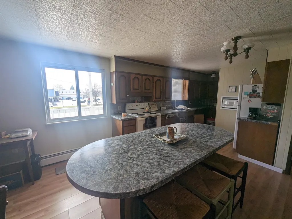 211 E Huron Road Au Gres Township MI 48703