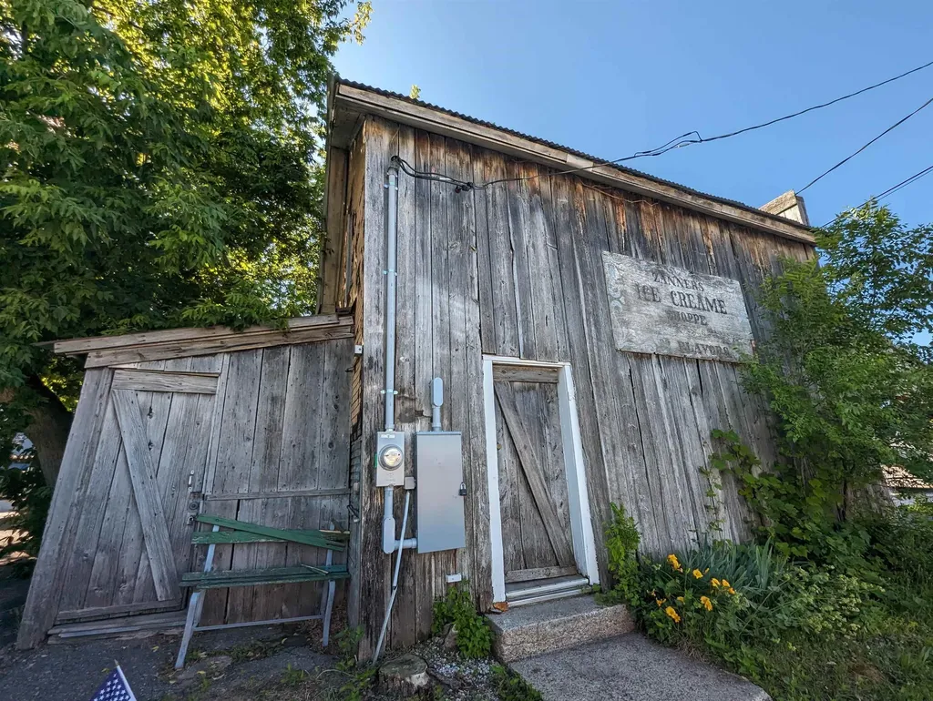 201 E Huron Au Gres Township MI 48703