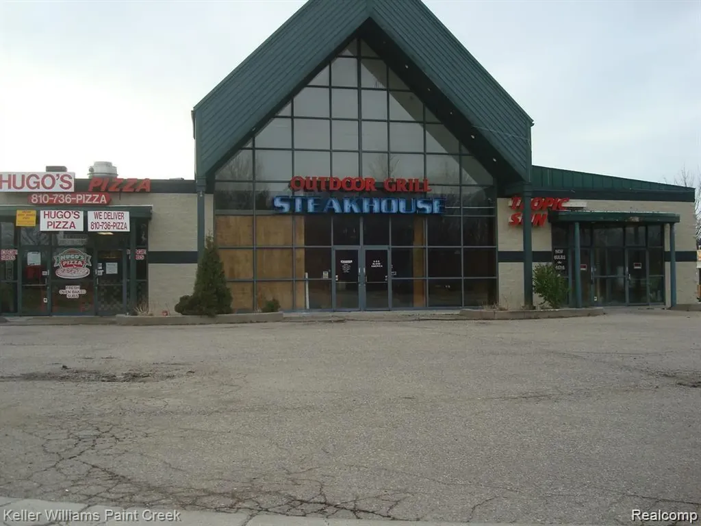 5030 E Coldwater Road Genesee Charter Township MI 48506
