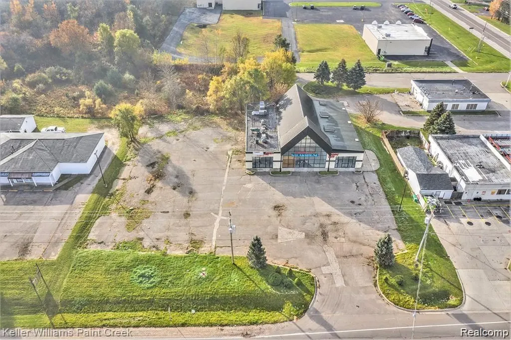 5030 E Coldwater Road Genesee Charter Township MI 48506