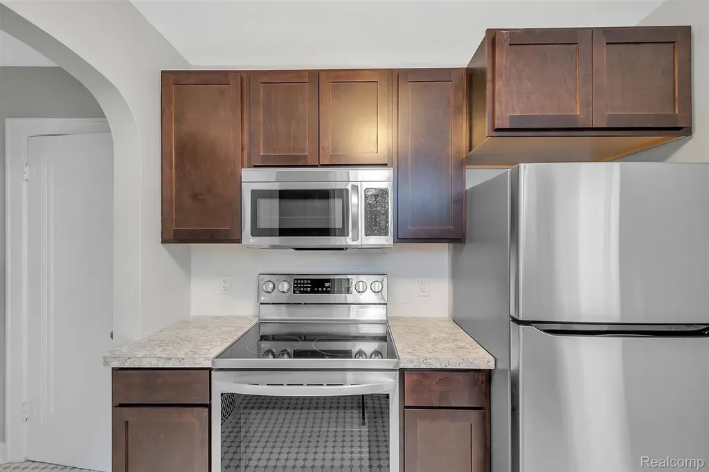 2359 E Grand River Road Williamstown Township MI 48895