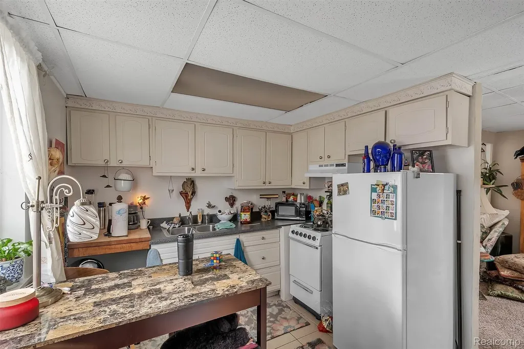 2359 E Grand River Road Williamstown Township MI 48895