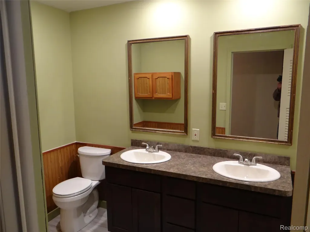 2359 E Grand River Road Williamstown Township MI 48895
