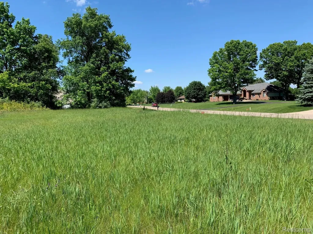 6157 High Valley Drive White Lake Charter Township MI 48383