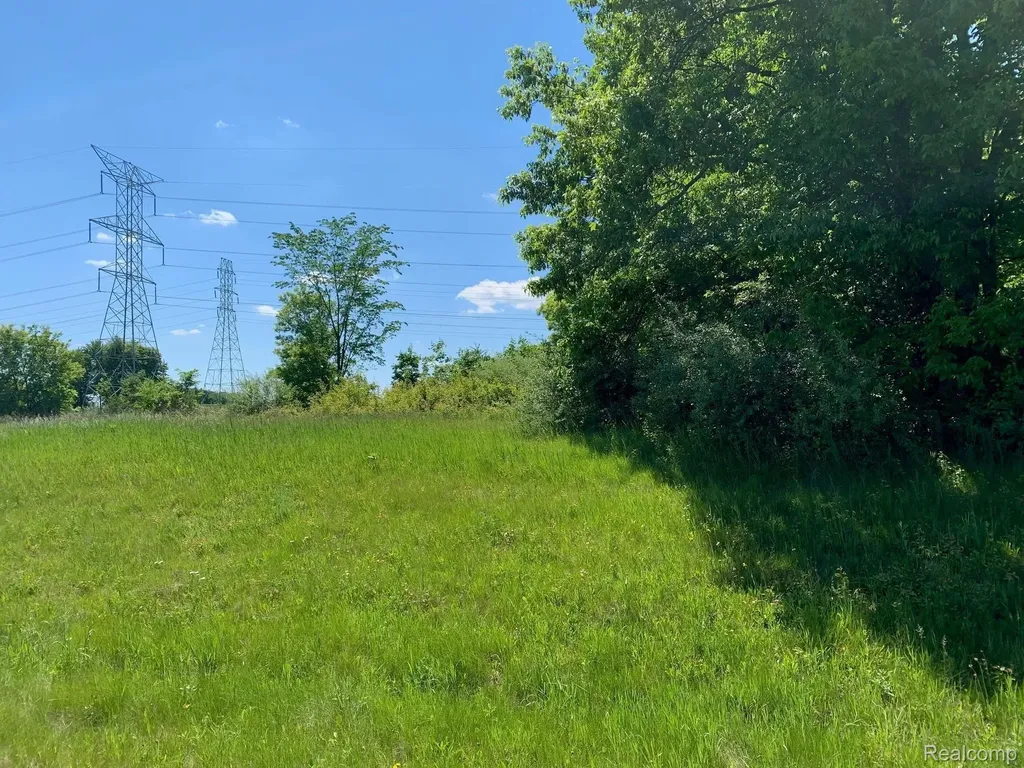 6157 High Valley Drive White Lake Charter Township MI 48383