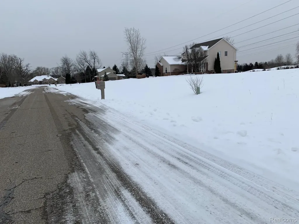 6157 High Valley Drive White Lake Charter Township MI 48383