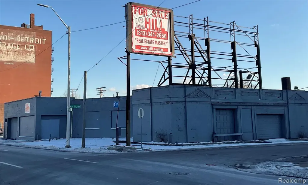 11019 W Grand River Avenue Detroit City MI 48204