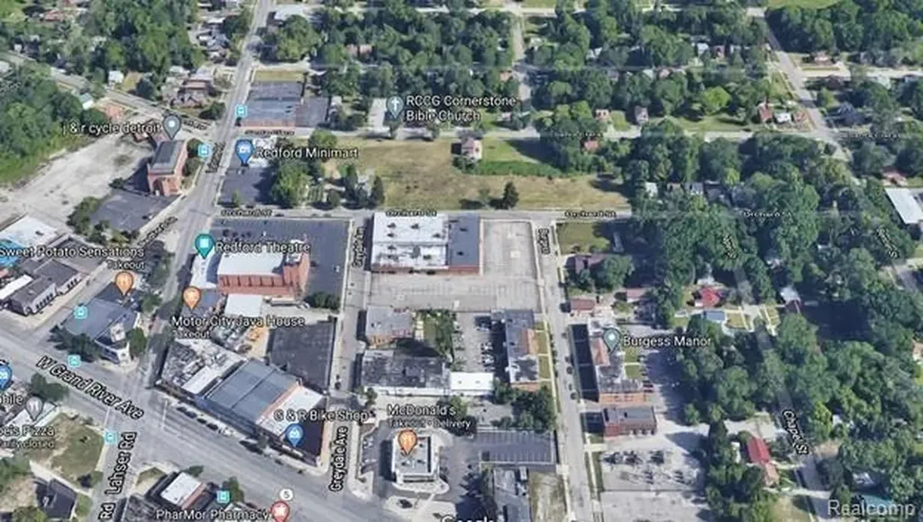 21652 Orchard Detroit City MI 48219