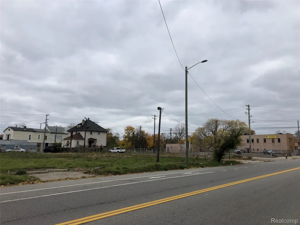 2609-2623 Trumbull Detroit City MI 48216