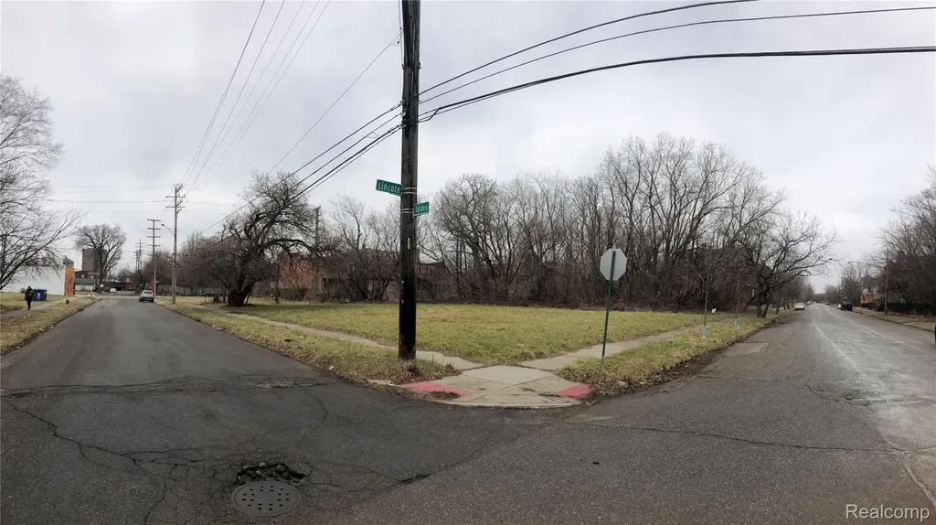 3907 Lincoln Detroit City MI 48208