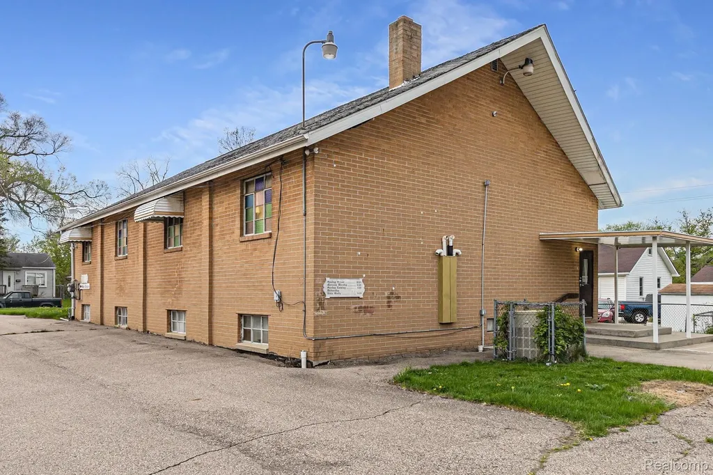 3918 Blackington Avenue Flint City MI 48532