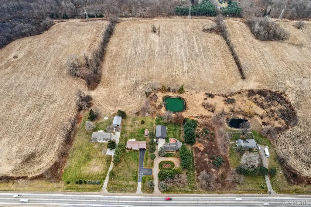 4711 S Lapeer Road Metamora Township MI 48455