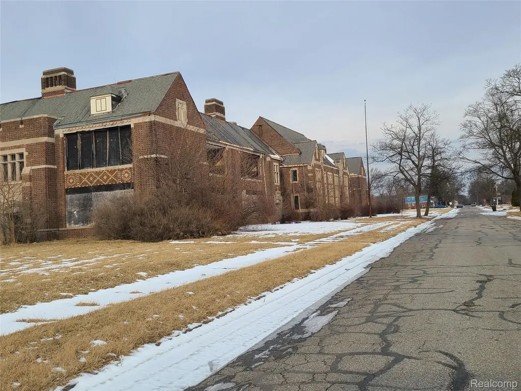 4374 Newport Street Detroit City MI 48215