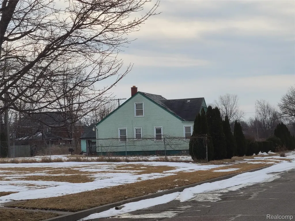 4374 Newport Street Detroit City MI 48215
