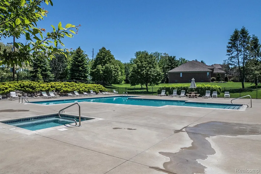 Lot 43 - Pinemont Hamburg Township MI 48116