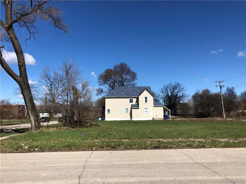 2802-12 Harrison Detroit City MI 48216